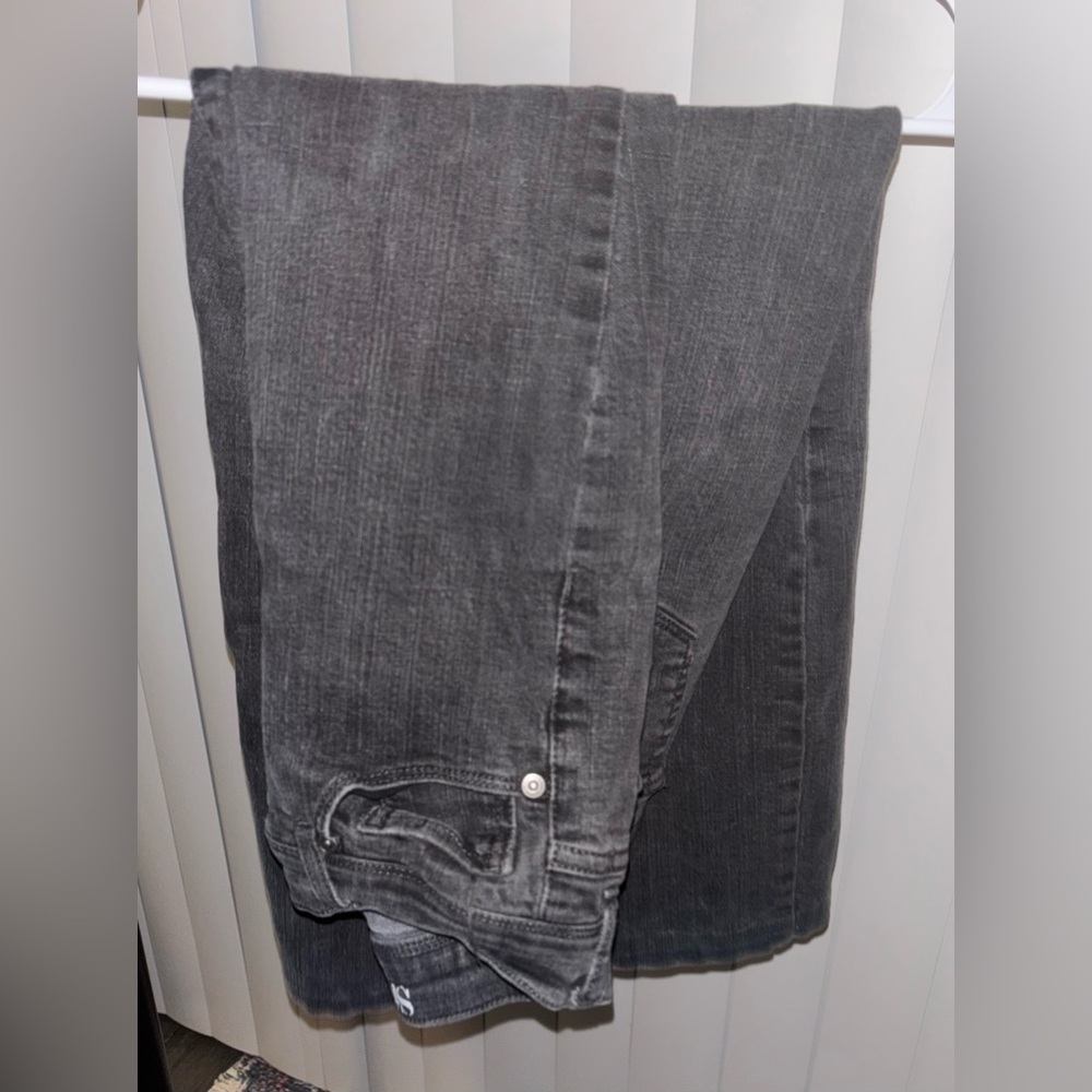 Style & Co Jeans; Black, size 8P
